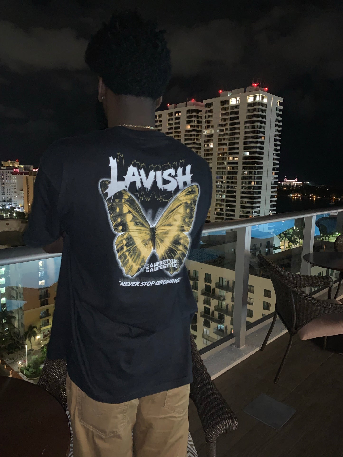 “GROWTH” Lavish Tee (BLACK)